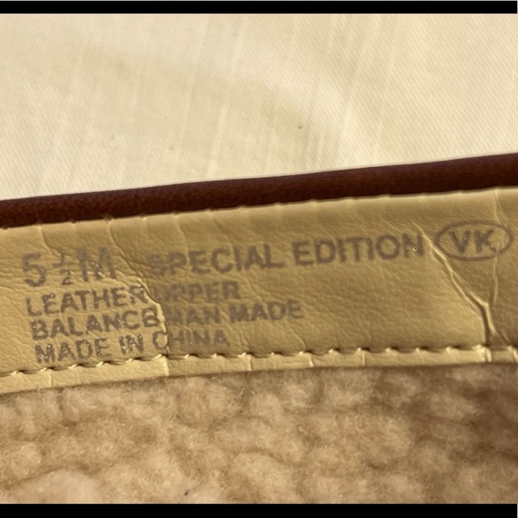 Aerosoles Special Edition fleece lined comfort flats. Brown leather size 5.5 - Picture 9 of 12